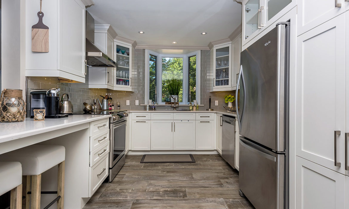 Hastings Infinite Designs